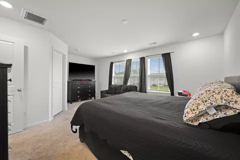 Bedroom - 492 Trotters Ln, Moncks Corner, SC 29461 photo 8 of 10