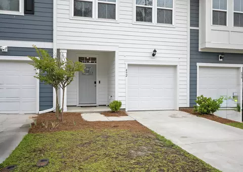 Exterior - 492 Trotters Ln, Moncks Corner, SC 29461 photo 2 of 10