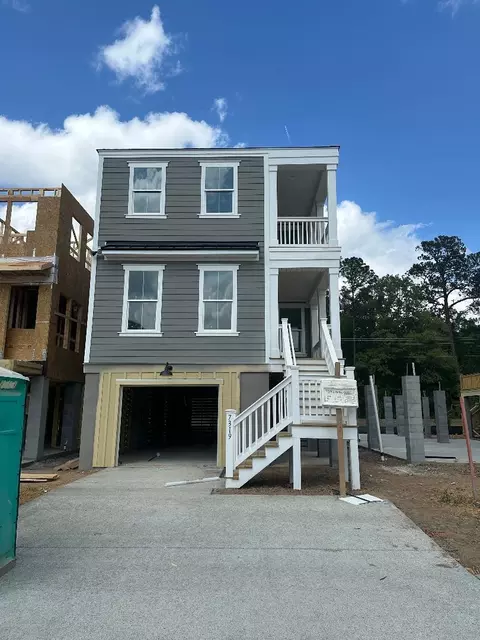 7344 Longtown Dr, Hanahan, SC 29410