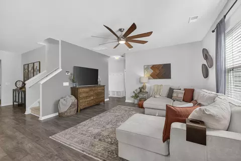 Living - 204 Devonshire Dr, Moncks Corner, SC 29461 photo 3 of 3