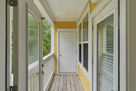 Exterior - 1933 Chatelain Way, Mount Pleasant, SC 29464 photo 4 of 8