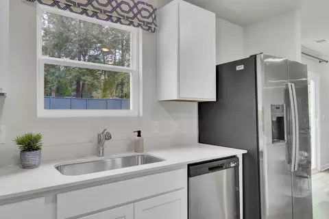 Kitchen - 7095 Windham Way, Ladson, SC 29456 photo 3 of 4
