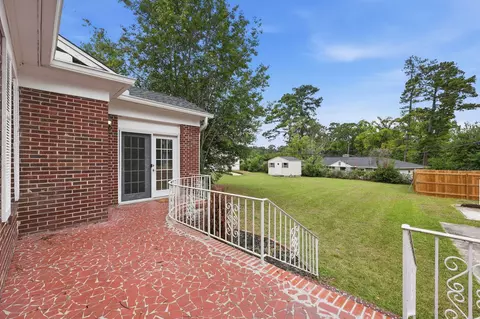 Exterior - 900 Naples Ave, Cayce, SC 29033 photo 7 of 11