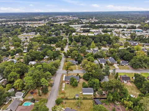 View/Area - 900 Naples Ave, Cayce, SC 29033 photo 3 of 4