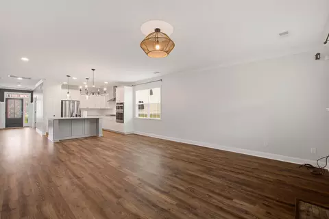 Living - 108 Barbour Ct, Moncks Corner, SC 29461 photo 3 of 4