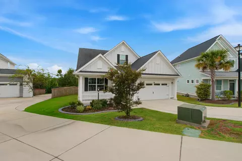 Exterior - 108 Barbour Ct, Moncks Corner, SC 29461 photo 3 of 7