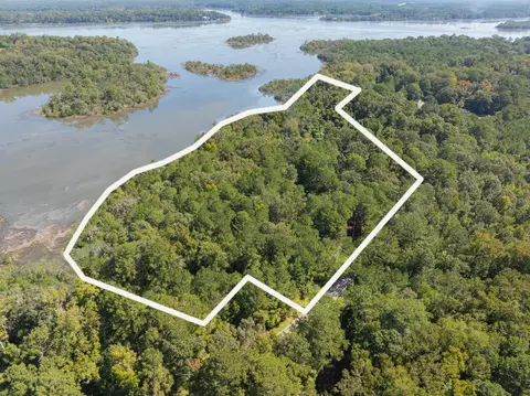 501 Paige Point Rd, Seabrook, SC 29940
