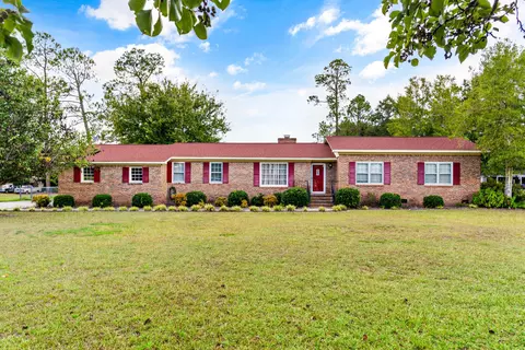 820 Barrington Dr, Orangeburg, SC 29118