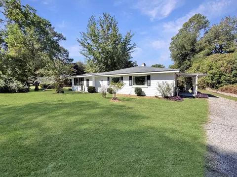 703 Ridge St, Saint George, SC 29477