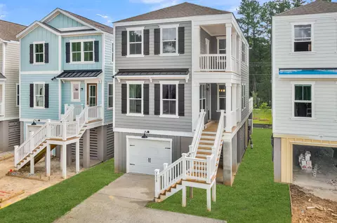 7361 Longtown Dr, Hanahan, SC 29410