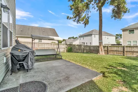 Exterior - 206 Oglethorpe Cir, Moncks Corner, SC 29461 photo 10 of 16
