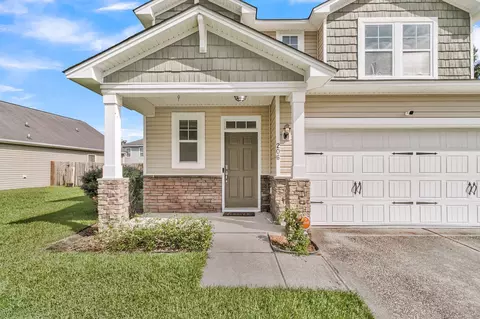 Exterior - 206 Oglethorpe Cir, Moncks Corner, SC 29461 photo 2 of 16