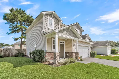 Exterior - 206 Oglethorpe Cir, Moncks Corner, SC 29461 photo 3 of 16
