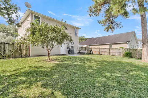 Exterior - 206 Oglethorpe Cir, Moncks Corner, SC 29461 photo 6 of 16