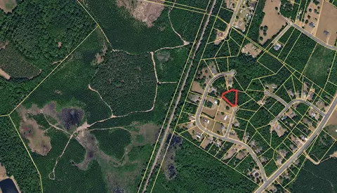127 Mellowtime Ct, Saint Matthews, SC 29135