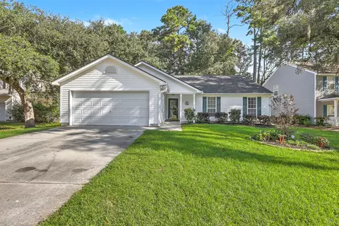 8656 Hickory Creek Ln, North Charleston, SC 29420
