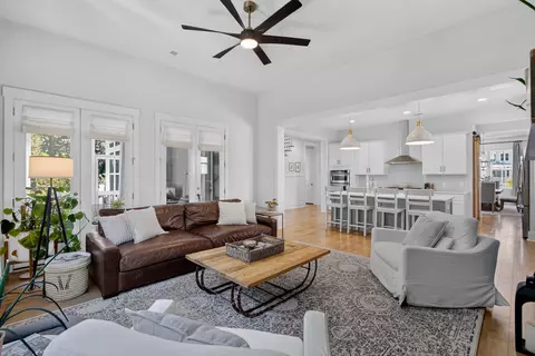 Living - 3600 Tidal Flat Cir, Mount Pleasant, SC 29466 photo 3 of 4