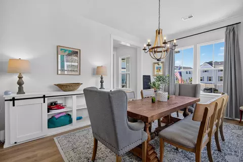 Dining - 3600 Tidal Flat Cir, Mount Pleasant, SC 29466 photo 2 of 3