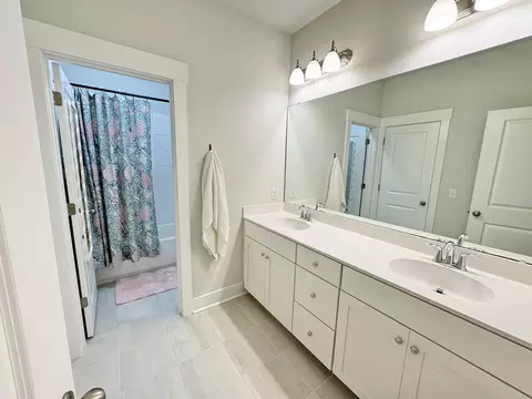 Bath - 3600 Tidal Flat Cir, Mount Pleasant, SC 29466 photo 5 of 5