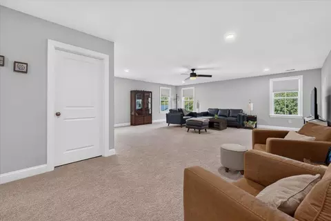 Entry Way - 738 Opal Wing St, Moncks Corner, SC 29461 photo 4 of 8