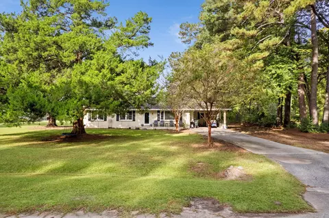 161 Kate St, Harleyville, SC 29448