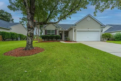 110 Cabrill Dr, Charleston, SC 29414
