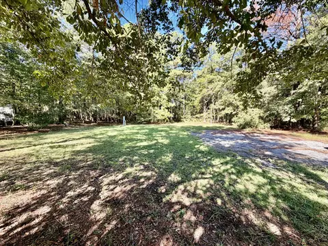109 Summer Duck Ln, Bonneau, SC 29431