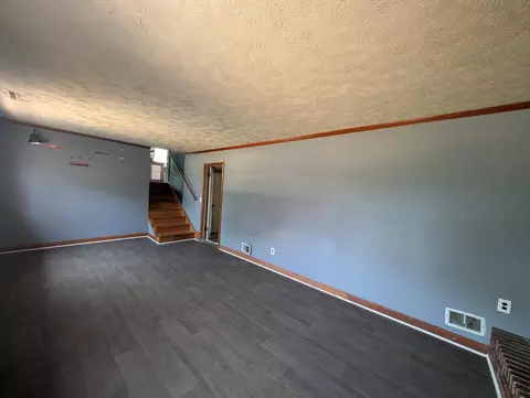 Living - 331 E Reaves Ave, Dillon, SC 29536 photo 9 of 9