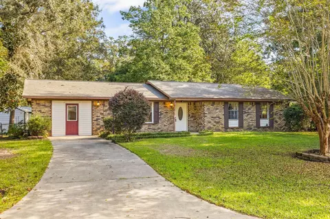 107 Bristow Dr, Summerville, SC 29483