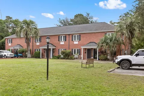 21 Hester St #11, Charleston, SC 29403