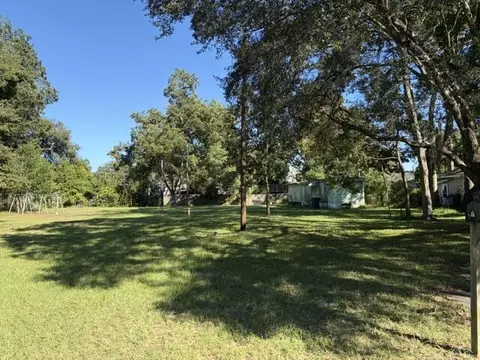 5036 Hyde Ave, North Charleston, SC 29405