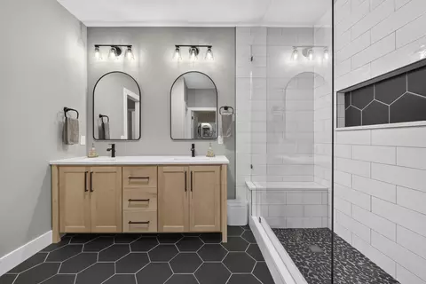 Bath - 434 Cedarview Rd, Summerville, SC 29486 photo 6 of 6