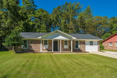 1104 Margaret Dr, Ladson, SC 29456