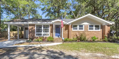 1654 Timothy St, Charleston, SC 29407
