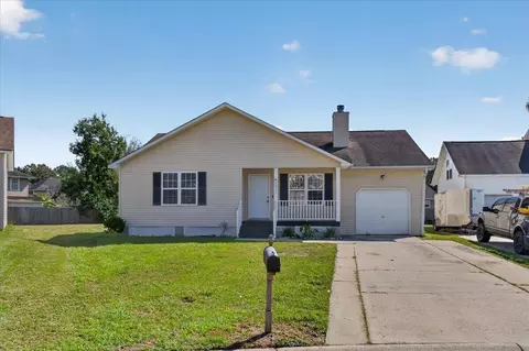 3071 Rollins Ct, North Charleston, SC 29406