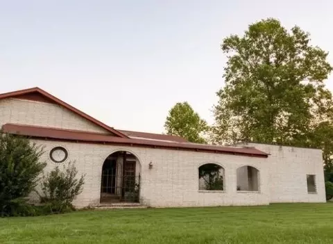1083 Roquemore Dr, Orangeburg, SC 29115