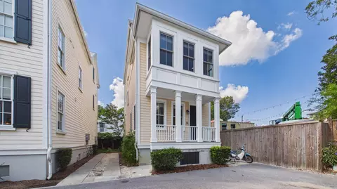 56 Dereef Ct, Charleston, SC 29403