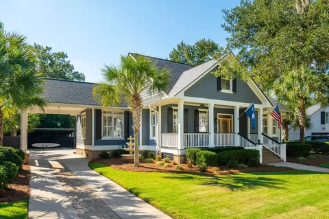 127 Beresford Creek St, Daniel Island, SC 29492