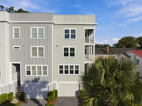 402 Sumter St #C, Charleston, SC 29403
