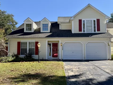 8390 Highland Ridge Ct, North Charleston, SC 29420