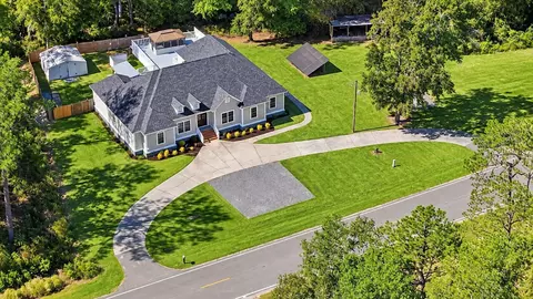 8667 Parkers Ferry Rd, Adams Run, SC 29426