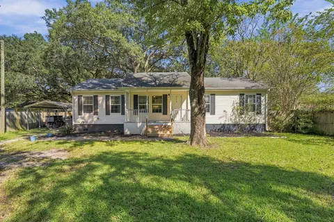 9028 Timber St, North Charleston, SC 29406