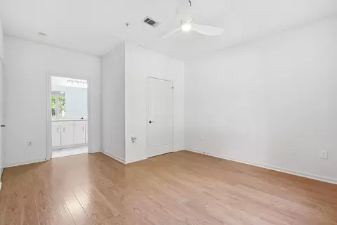 Bedroom - 2217 Chatelain Way, Mount Pleasant, SC 29464 photo 2 of 4