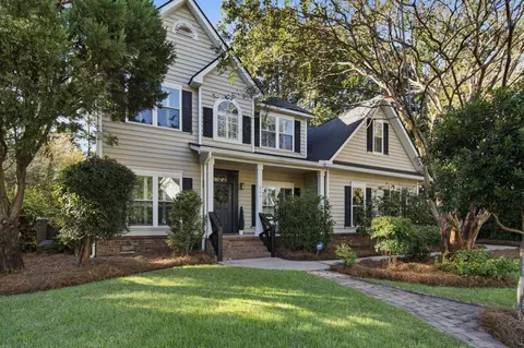 305 Gleneagles Dr, Summerville, SC 29483