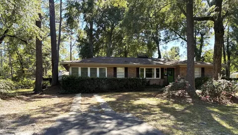 330 Ashley Dr, Summerville, SC 29485