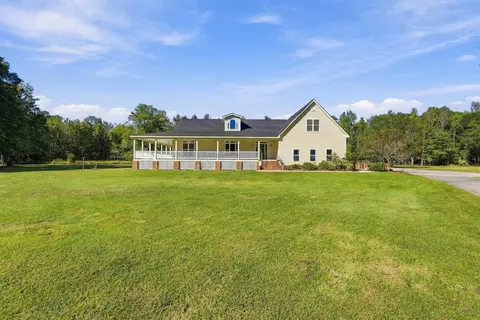 210 Knotty Oak Dr, Saint George, SC 29477