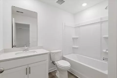 Bath - 115 Brook Run Dr, Moncks Corner, SC 29461 photo 1 of 3