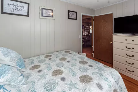 Bedroom - 1471 Clearview Dr, Manning, SC 29102 photo 7 of 10