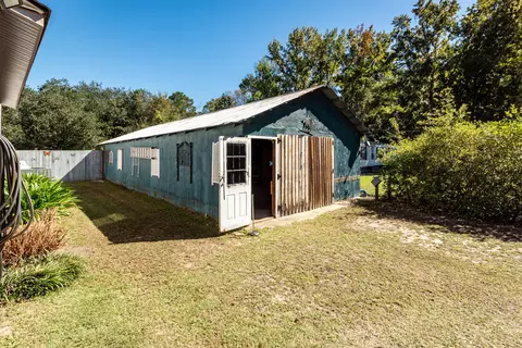 Exterior - 1471 Clearview Dr, Manning, SC 29102 photo 18 of 22