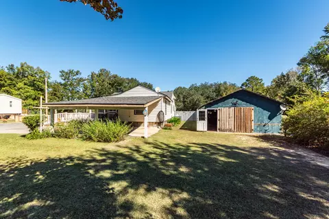 Exterior - 1471 Clearview Dr, Manning, SC 29102 photo 19 of 22